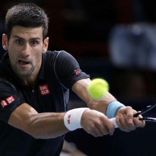 Djokovic es el primer semifinalista en París