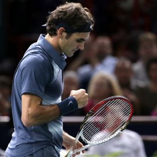 Federer acaba con Del Potro en París