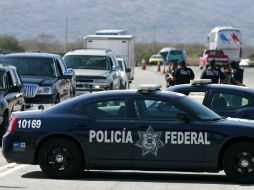 Autoridades localizaron en la cajuela del mismo a una persona sin vida, la cual iba amordazada. ARCHIVO /