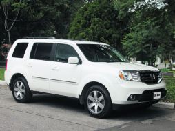 Actual. Es una buena opción para llevar a la parentela.  /