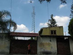Los vecinos de las antenas de celular exigen que si estas no cuentan con permisos, sean demolidas.  /