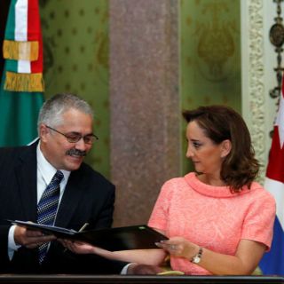 México y Cuba firman acuerdo en materia turística