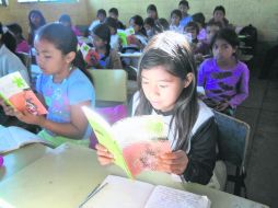 Letras. Los niños escriben las historias que leen, esa es la propuesta. ESPECIAL /