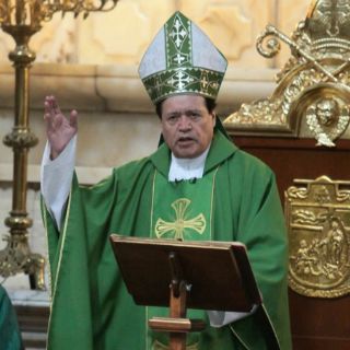 Rivera ora para que gobernantes promuevan la paz