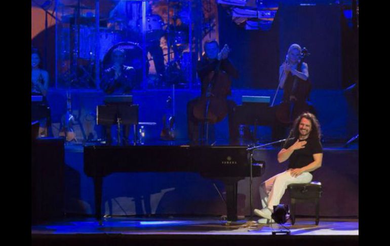 Yanni dice que escribe música con un mensaje positivo. Tomada de: @FICMAYA2013 en Twitter. ESPECIAL /