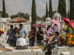 El panteón de Mezquitán tiene contabilizada, hasta el 2 de noviembre, la visita de 67 mil 076 personas. ARCHIVO /