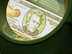 En esta jornada, el peso registró una apreciación frente al dólar. ARCHIVO /