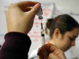 La mejor manera para evitar un contagio de influenza es con la aplicación de la vacuna. ARCHIVO /