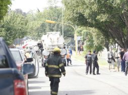 Por órdenes del alcalde, hay una unidad preventiva de Protección Civil a un costado de dónde se originó la fuga. ARCHIVO /