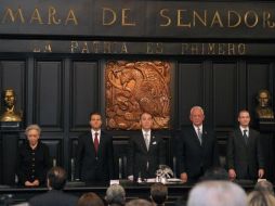 El Mandatario comparte una fotografía del evento conmemorativo en la Cámara de Senadores. TOMADA DE @EPN  /