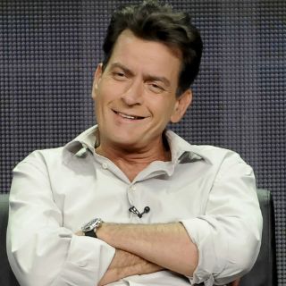 Charlie Sheen va por 200 MDD