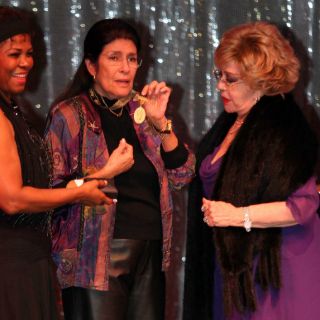 Raquel Olmedo es reconocida por la ANDA