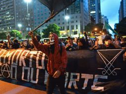 Muchos brasileños se han mostrado en contra de la inversión para el evento. AP /