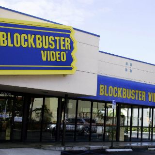 Blockbuster anuncia cierre de sus 300 tiendas en EU