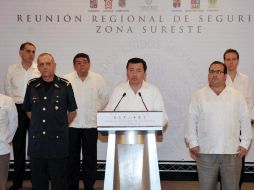 El secretario de Gobernación, Miguel Ángel Osorio Chong, encabezó la Reunión de Seguridad de la Región Sureste. NTX /