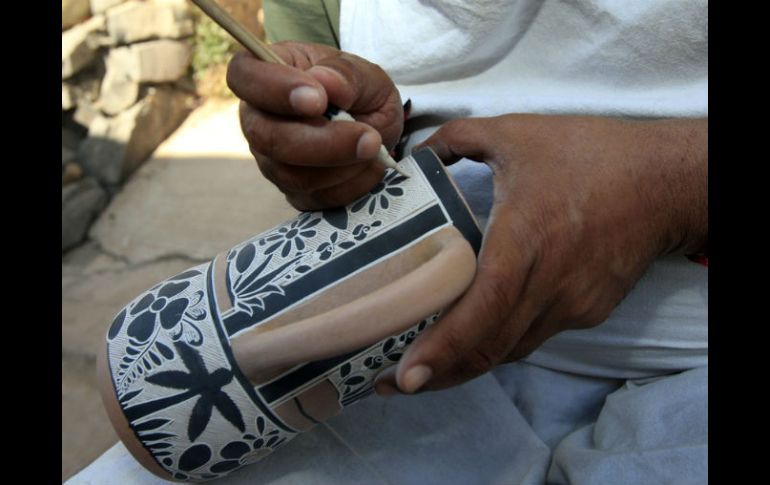 Gobierno y artesanos deben involucrarse para mejorar la economía en el municipio alfarero. ARCHIVO /