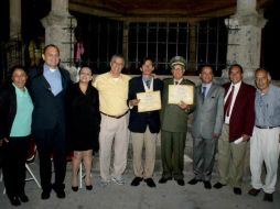 El galardón ''Reconocimiento al Tapatío Honorable'' es por su trayectoria y honestidad en la función pública. ESPECIAL /