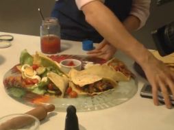 Aspecto de los tacos preparados por Maru Botana. ESPECIAL /