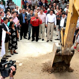 Inauguran pavimentación en Villas de Guadalupe