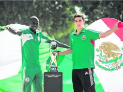 Entre Musa Muhammed y Ulises Rivas saldrá el jugador que tendrá el privilegio de levantar la Copa del Mundo como campeón en EAU. MEXSPORT /