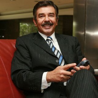 Ortiz de Pinedo apoya lucha contra cáncer de pulmón