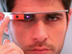 Las gafas sólo se pueden adquirir bajo petición directa a Google a un precio de mil 500 dólares. ARCHIVO /