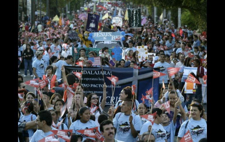 La procesión denominada Marcha por Jesús comenzará a las 17:00 horas desde Hidalgo y Chapultepec. ARCHIVO /