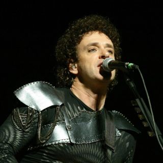 Hijo de Cerati espera todos los días ver qué pasa con su padre