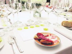 Cata. Con un evento poco usual, Bodegas de Santo Tomás presentó diversos tipos de aceites.  /