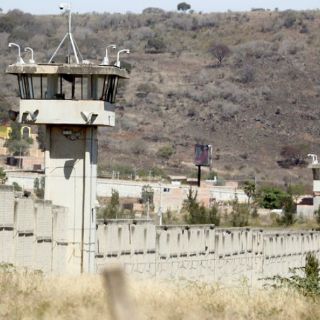 Consignan a madre que ocultó cadáver de bebé en peluche