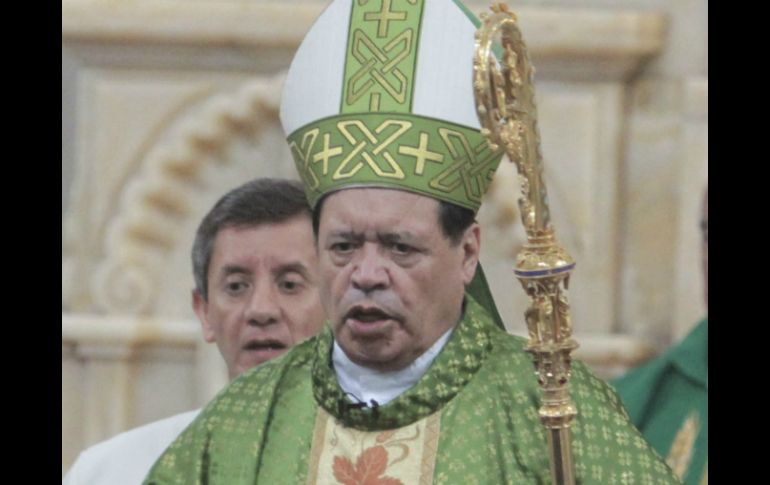El cardenal Norberto Rivera encabeza la tradicional homilía dominical en la Catedral de la Ciudad de México. ARCHIVO /