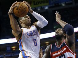 Russell Westbrook de los Thunder durante el partido  contra los Wizards. AP /