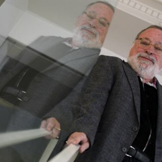 Una biblioteca es como una farmacia, con remedios para todo mal: Savater