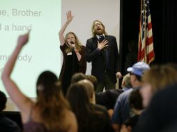 Los fundadores Sanderson Jones y Pippa Evans, realizan un recorrido por todo EU para reunir fondos. EFE /