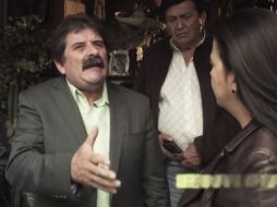 El alcalde de Zapotlanejo aparece sólo unos segundos vestido de traje. ESPECIAL /