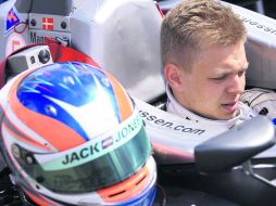 Kevin Magnussen ganó este año la Fórmula Renault 3.5 series y manejó el MP4-28 en sesiones de entrenamiento durante esta temporada. ESPECIAL /