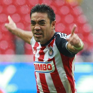 Fabián, Michel y Reynoso, transferibles en Chivas