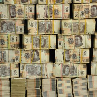 Bajan reservas internacionales por segunda semana consecutiva