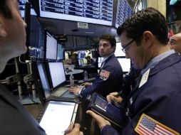 Los inversores estadounidenses se tomaron un respiro después de varias jornadas frenéticas. ARCHIVO /