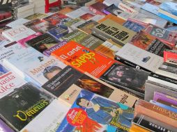 Piden libros con no más de cinco años de antigüedad. ARCHIVO /