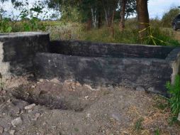 Los restos exhumados fueron trasladados a instalaciones del Semefo. ESPECIAL /