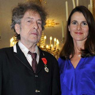 Bob Dylan recibe la Legión de Honor francesa