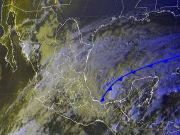 La Conagua explica que el frente frío 12 interactúa con los remanentes del 11 en el sur del Golfo de México. TOMADA DE @conagua_clima  /