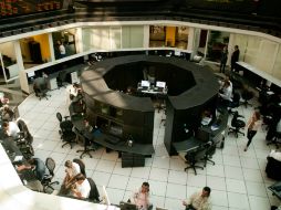 De las empresas, 21 perdieron y siete se mantuvieron sin cambios. ARCHIVO /