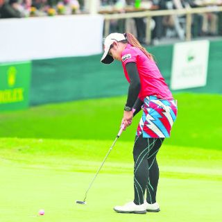 Phatlum se abre paso a la cima