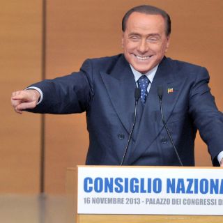 Berlusconi revive partido Forza Italia