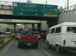 Imagen de complicaciones en las avenidas López Mateos, Juárez, Mariano Otero, Periférico y 16 de septiembre. @toshi_garcia ESPECIAL /