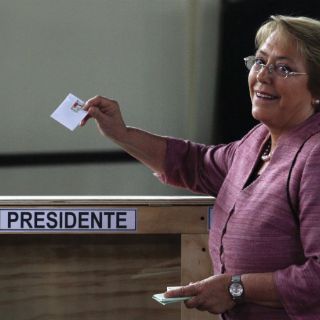 Van chilenos a las urnas por un cambio