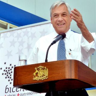 Llama Piñera a participar en 'fiesta de la democracia'