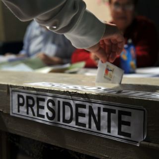 Reportan 'absoluta normalidad' en jornada electoral en Chile